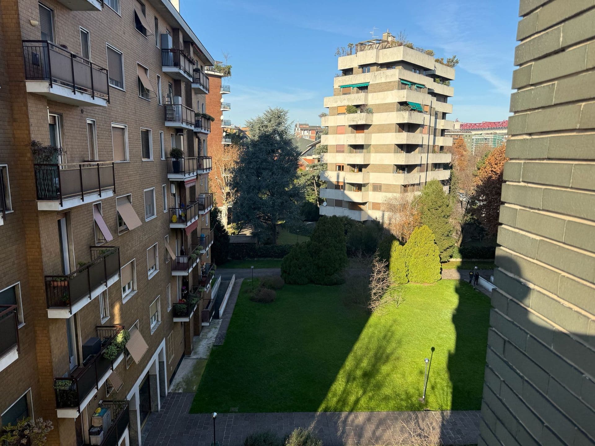 AMPIO TRILOCALE IN AFFITTO LIBERO DA SUBITO