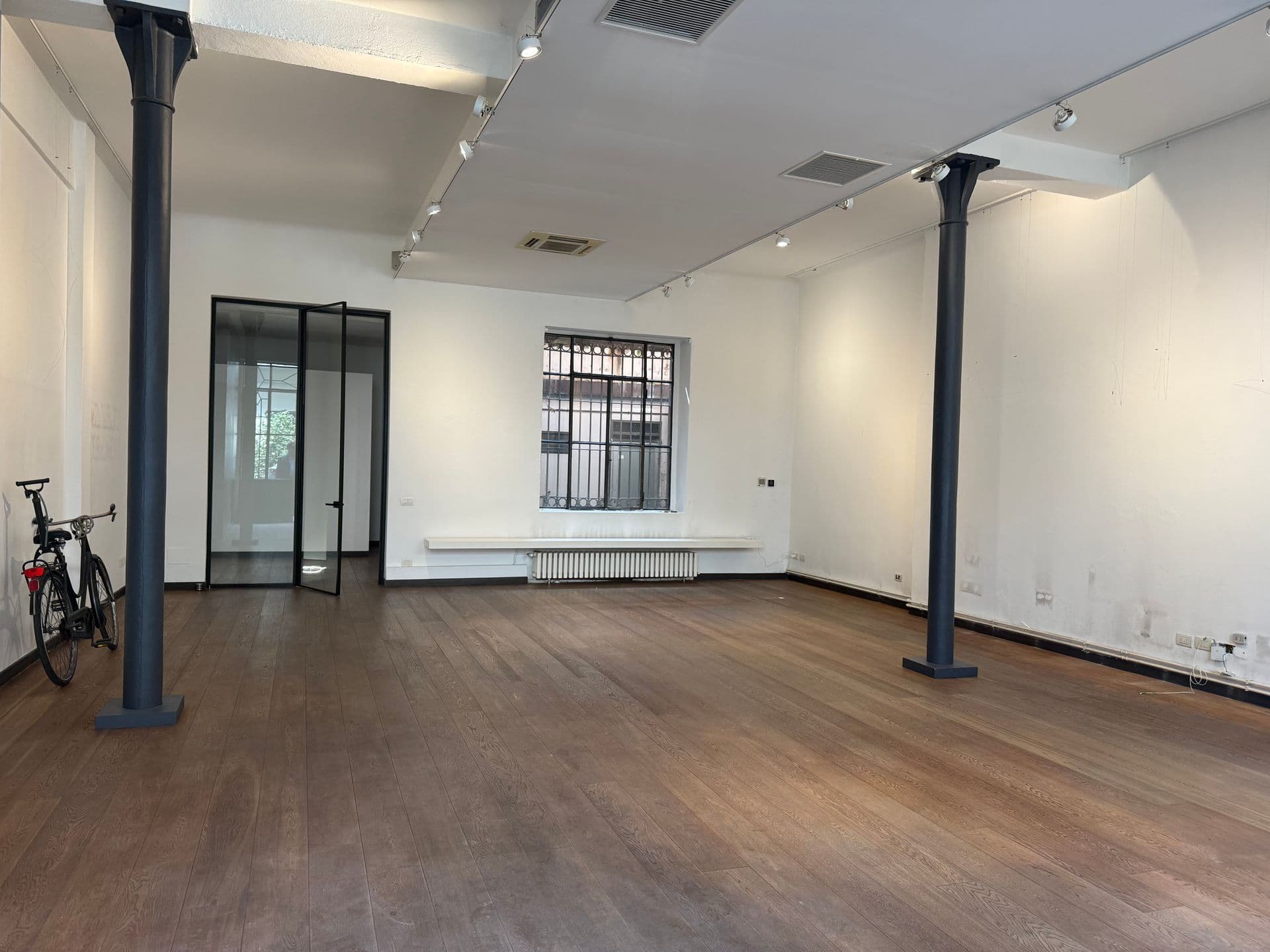 LUMINOSO E SILENZIOSO LOFT DI CHARME E DESIGN