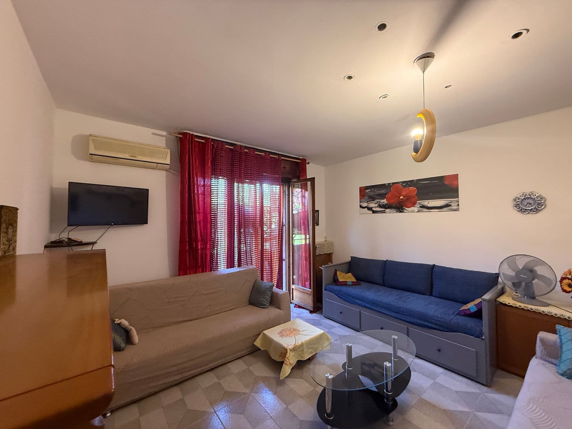 TRILOCALE CON BALCONE IN ZONA RESIDENZIALE E TRANQUILLA